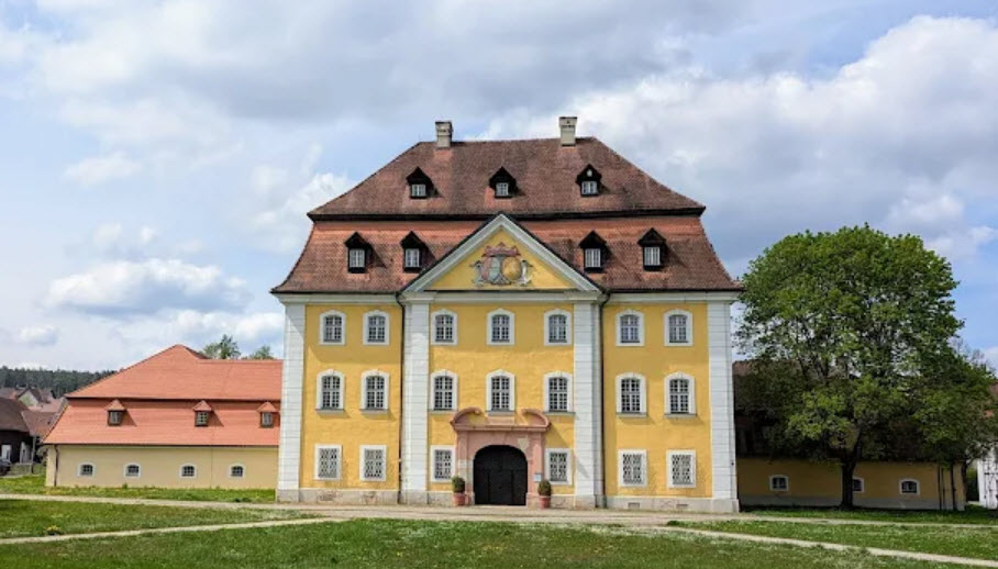 Kultur-Schloss Theuern, Germany